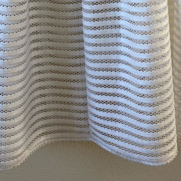 Issue New York Classy and Edgy White Long Skirt and Top Sz S - Picture 4 of 11